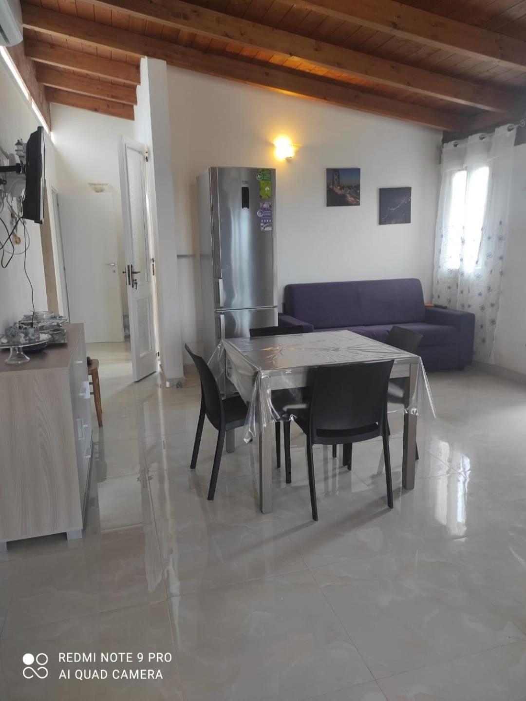 Villa Lu Sole, Lu Mare E Lu Ientu Torre Lapillo Exterior foto